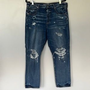 AE Hi-rise girlfriend jean